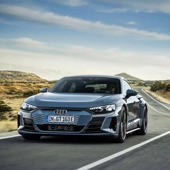 Mercedes Car Hire Dubai – Drive Luxury and Comfort in the City of Dreams