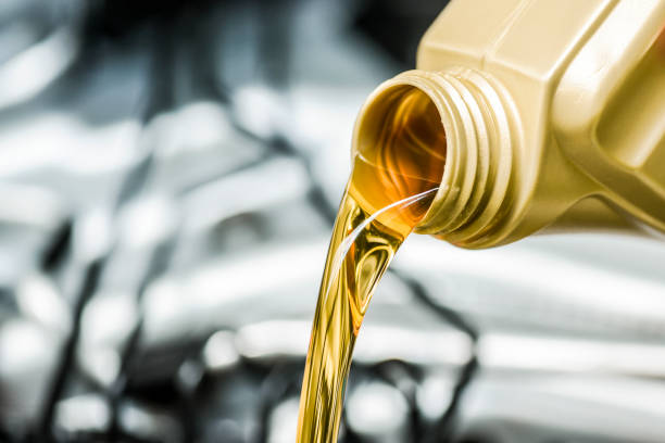 How Regular Oil Change Keeps Trucks Running Smoothly?